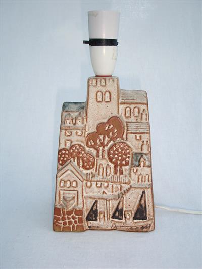 09-small_harbour_lamp_base.JPG