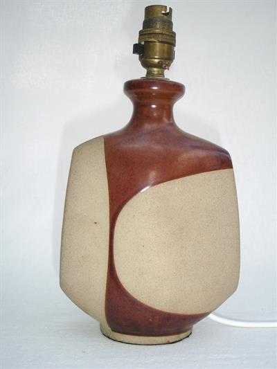 24-small_sculptural_lamp_base.JPG